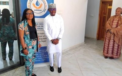 Benchmarking SP-EAU – SPEN (Niger) : des enseignements clés pour renforcer la réforme du secteur de l’eau au Togo